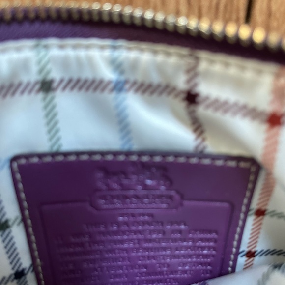 Coach monogram crossbody - Picture 4 of 5